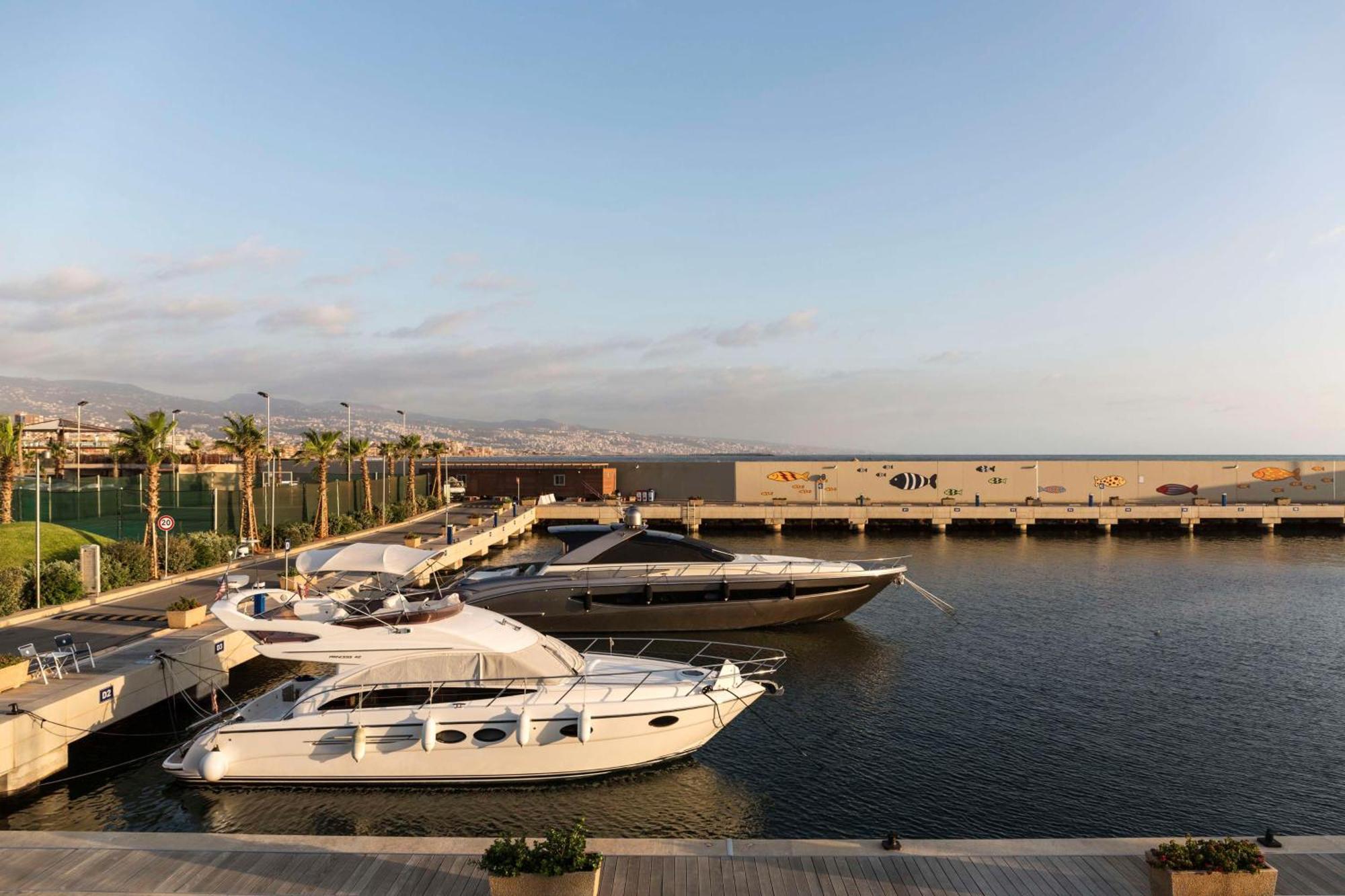 Kempinski Summerland Hotel & Resort Beirut Exterior photo